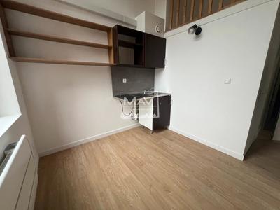 Studio - 12 m² - 1 pièce