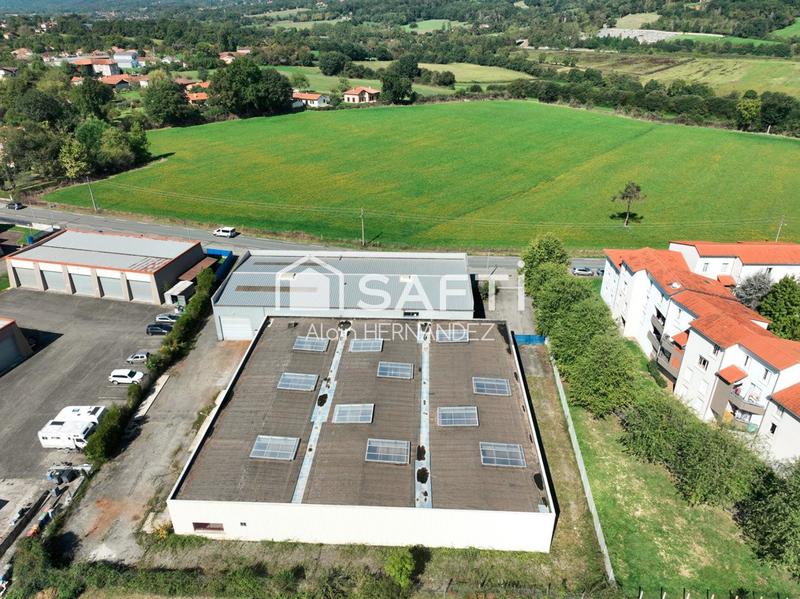 Local commercial - 1 120 m² - 2 pièces