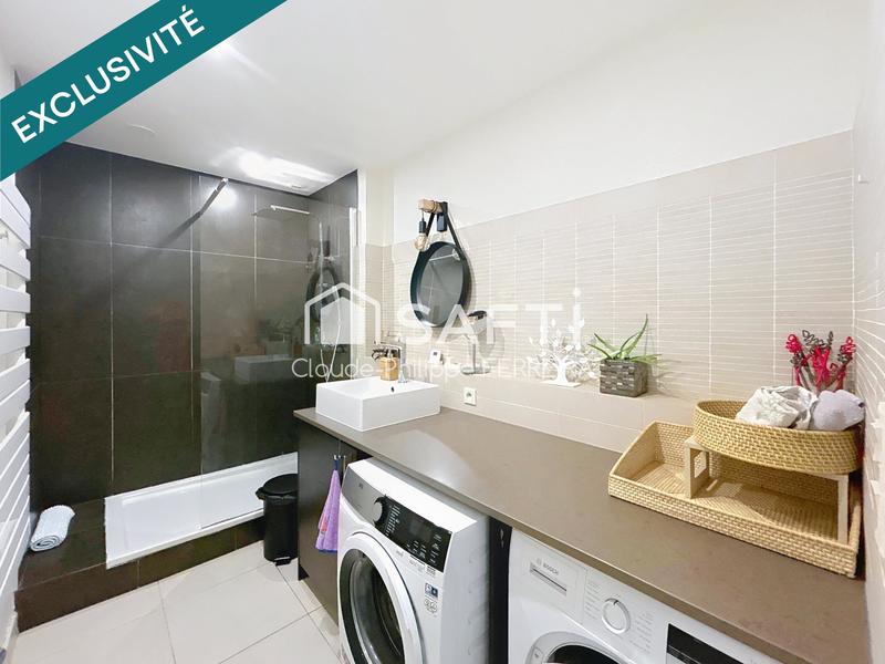 Appartement - 260 m² - 10 pièces