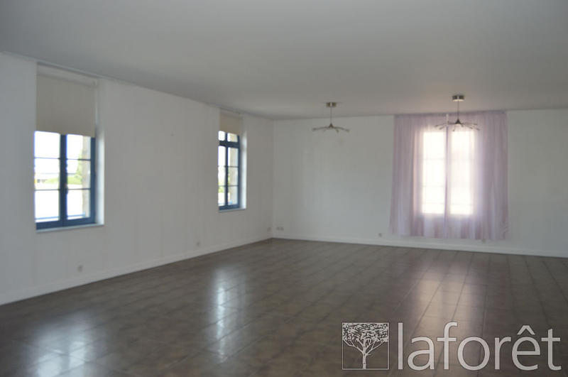 Appartement - 220 m² - 5 pièces