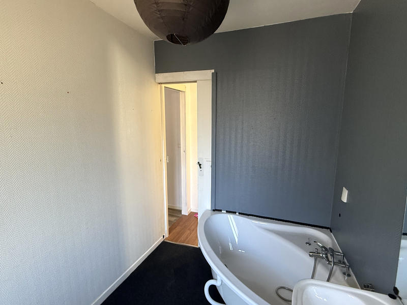 Maison - 84 m² - 3 pièces