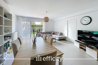 Appartement - 82 m² - 4 pièces