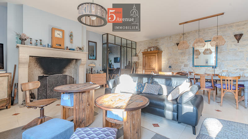 Maison - 550 m² - 15 pièces