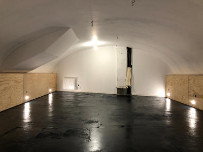 Local d'activité / Entrepôt - 175 m²