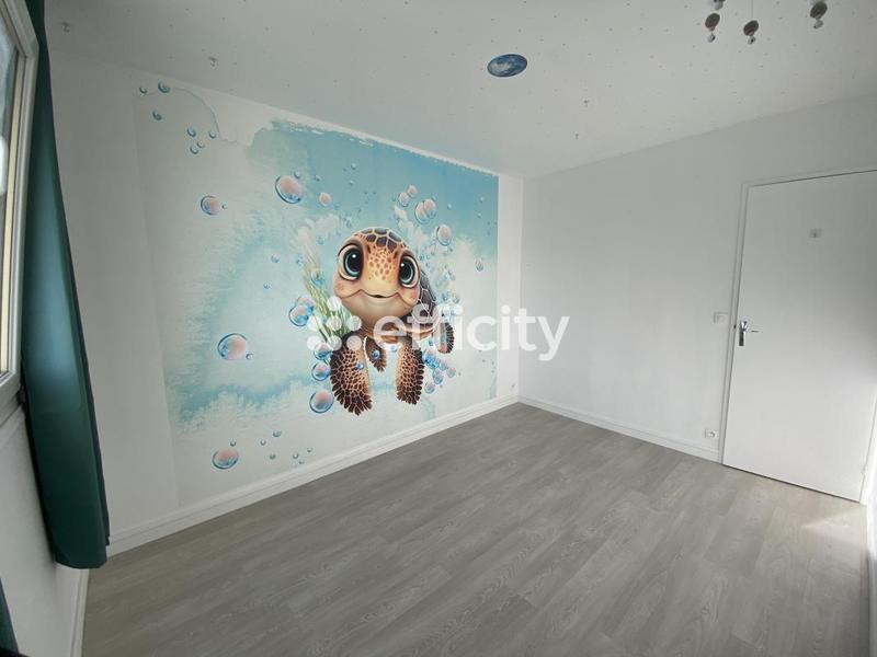 Appartement - 110 m² - 6 pièces