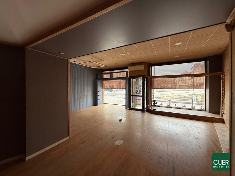 Local commercial - 86 m²