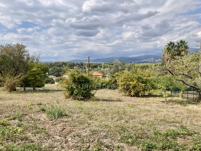 Terrain - 1 052 m²