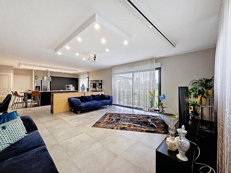 Maison - 118 m² - 5 pièces