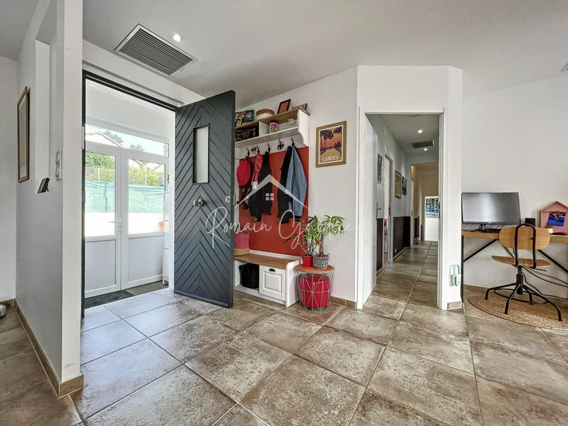 Maison - 140 m² - 5 pièces