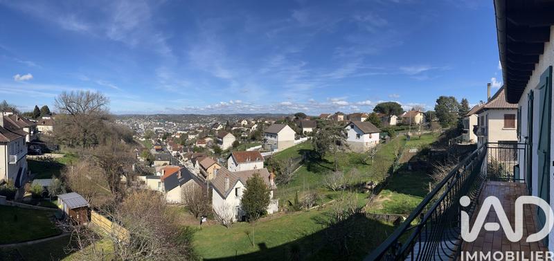 Maison - 99 m² - 4 pièces