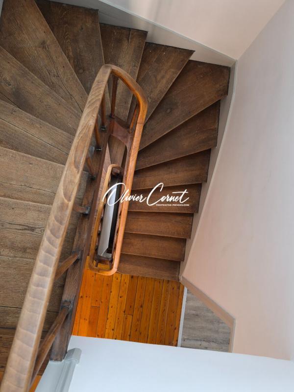 Maison - 161 m² - 7 pièces