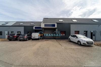 Local d'activité / Entrepôt - 221 m²