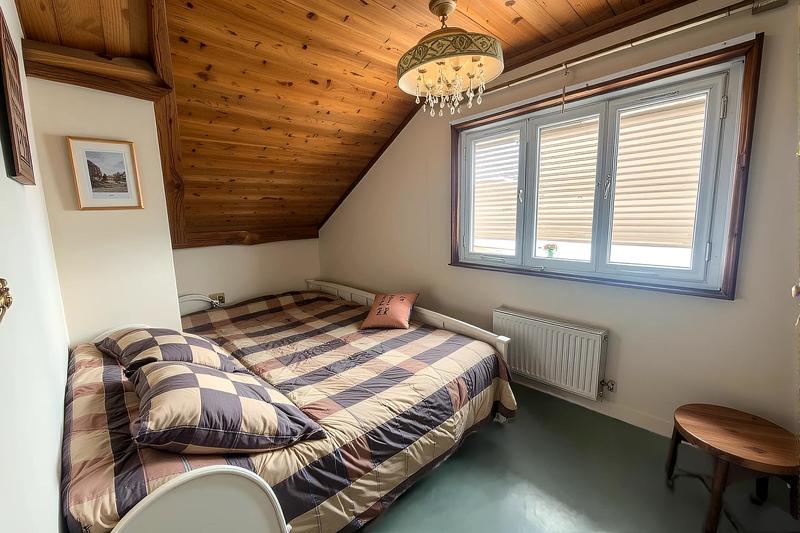 Pavillon - 112 m² - 7 pièces