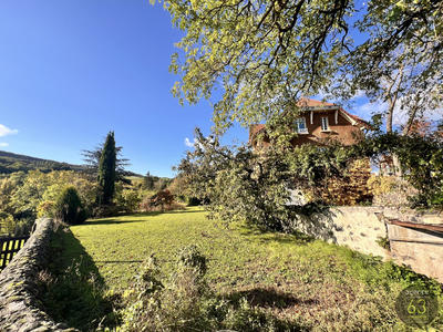 Maison - 192 m² - 6 pièces