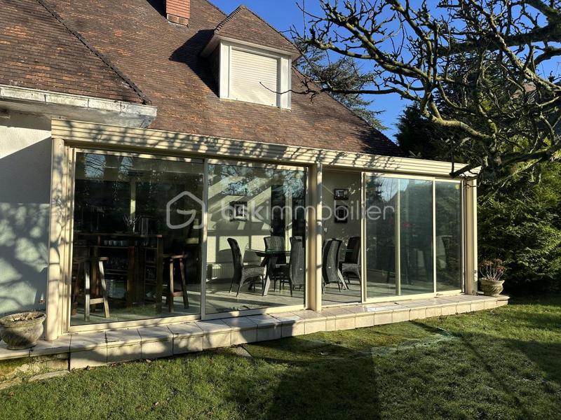 Maison d'architecte - 224 m² - 7 pièces