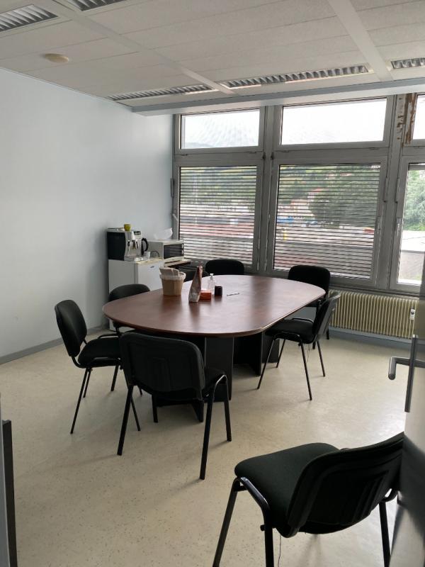 Local d'activités - 250 m² - 10 pièces