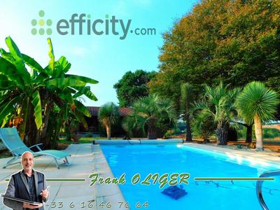 Maison - 280 m² - 11 pièces