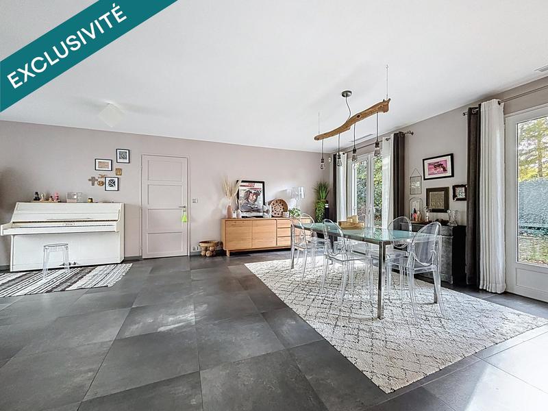 Maison - 158 m² - 6 pièces
