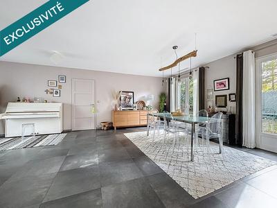 Maison - 158 m² - 6 pièces