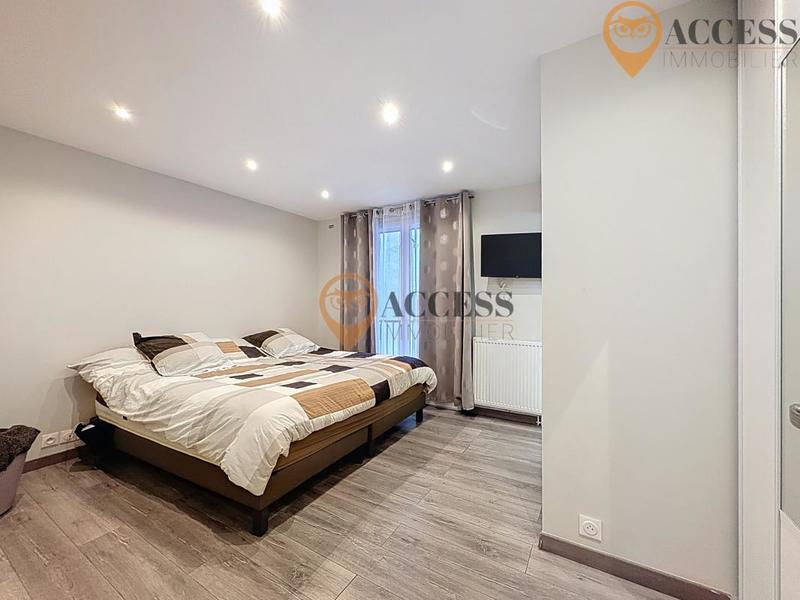 Pavillon - 96 m² - 5 pièces