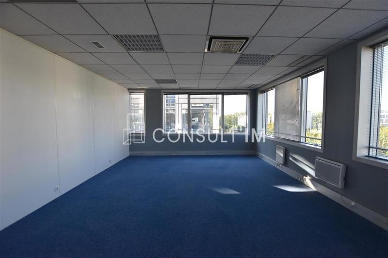 Bureau - 239 m²