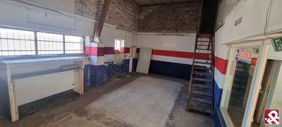 Parking / Garage - 76 m²