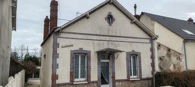 Maison - 90 m² - 4 pièces