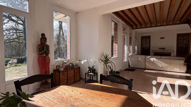 Maison - 233 m² - 7 pièces