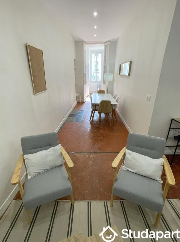 Chambre - 11 m² - 1 pièce