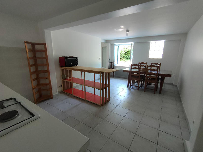 Maison - 80 m² - 5 pièces