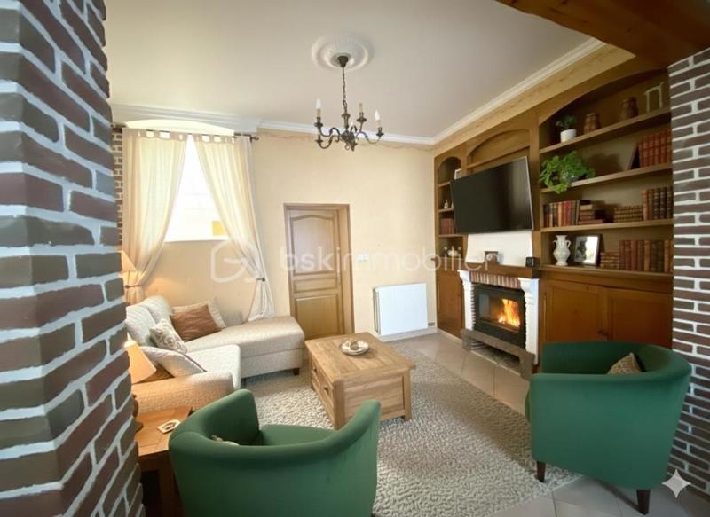 Maison de village - 248 m² - 10 pièces