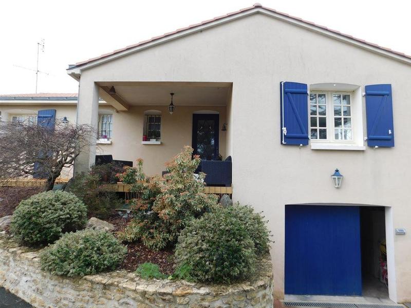 Maison - 110 m² - 4 pièces