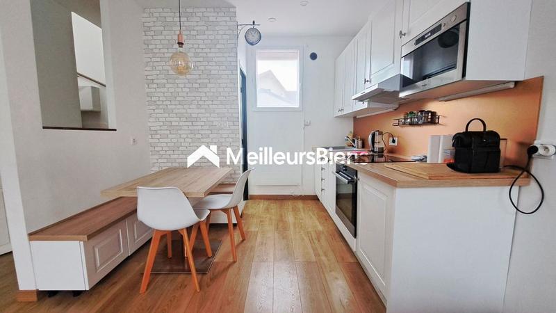 Maison - 75 m² - 5 pièces
