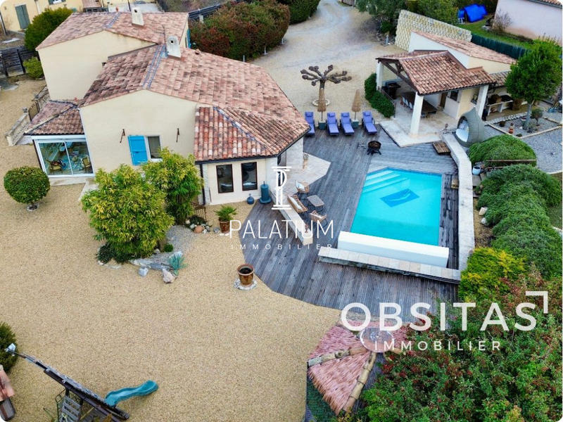 Maison - 153 m² - 5 pièces