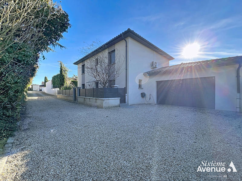 Maison - 165 m² - 7 pièces