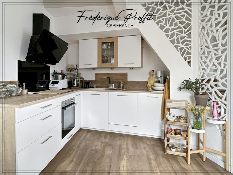 Maison - 121 m² - 5 pièces