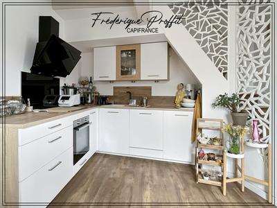 Maison - 121 m² - 5 pièces