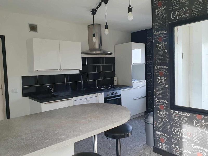 Appartement - 115 m² - 5 pièces