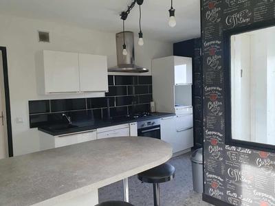 Appartement - 115 m² - 5 pièces