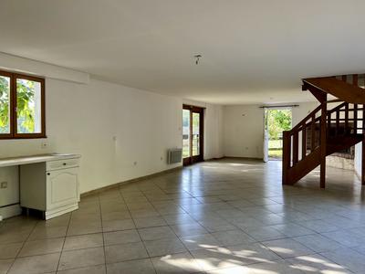 Maison - 112 m² - 4 pièces