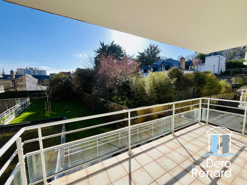 Appartement - 99 m² - 4 pièces