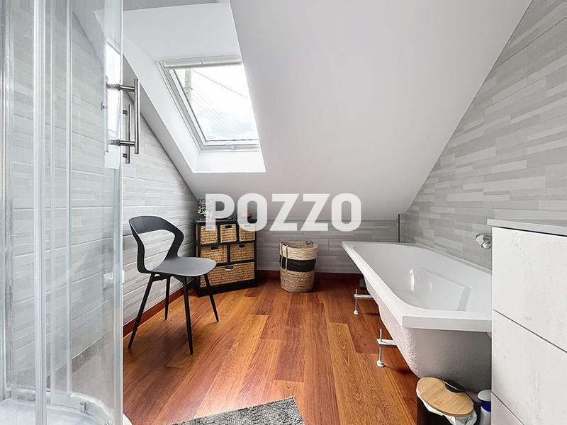 Maison - 97 m² - 5 pièces