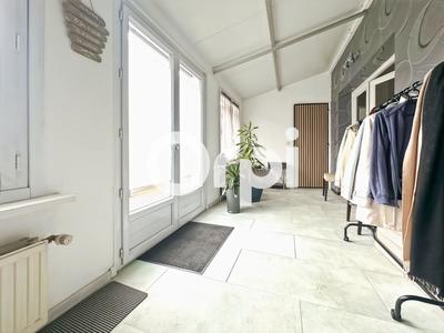 Maison - 102 m² - 4 pièces