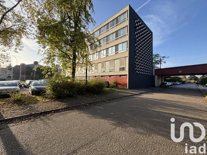 Immeuble - 1 369 m²