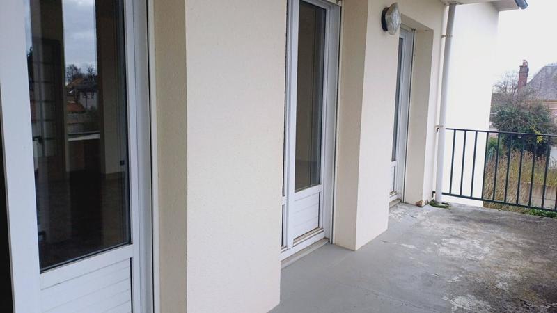 Appartement - 80 m² - 3 pièces