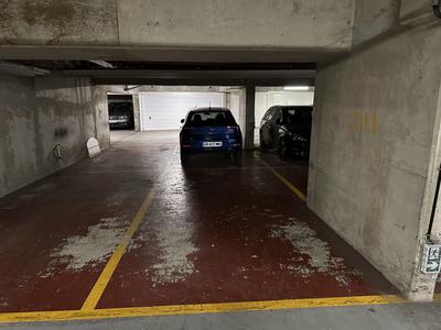 Parking / Garage - 16 m²