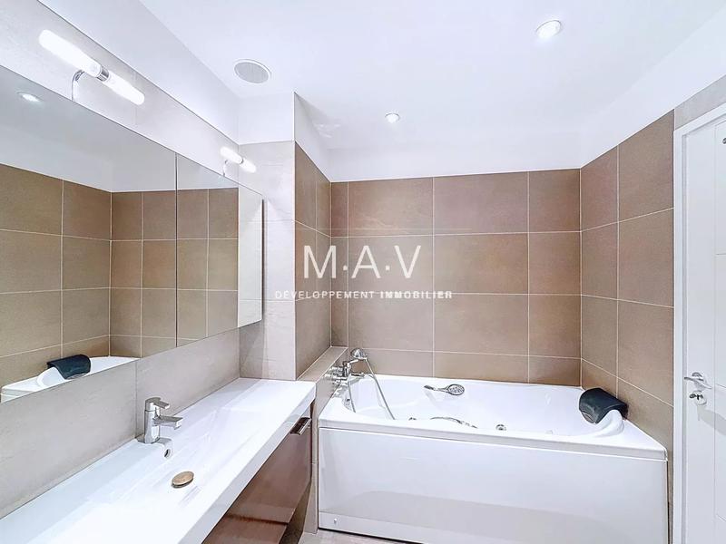 Appartement - 78 m² - 2 pièces