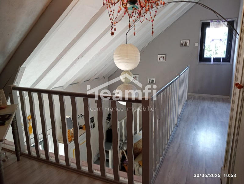 Maison - 121 m² - 6 pièces