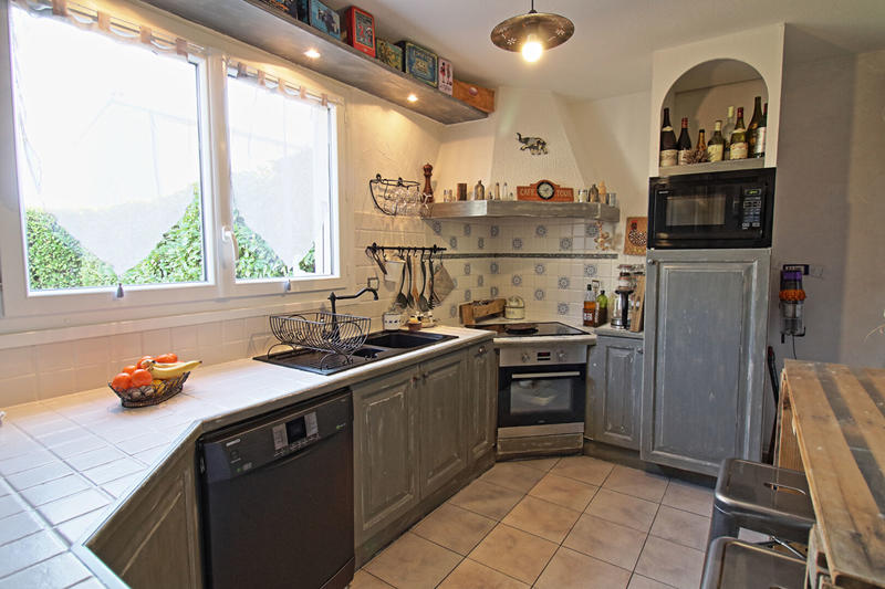 Maison - 94 m² - 4 pièces