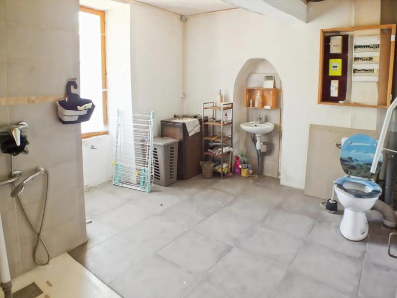 Maison en pierre - 174 m² - 4 pièces